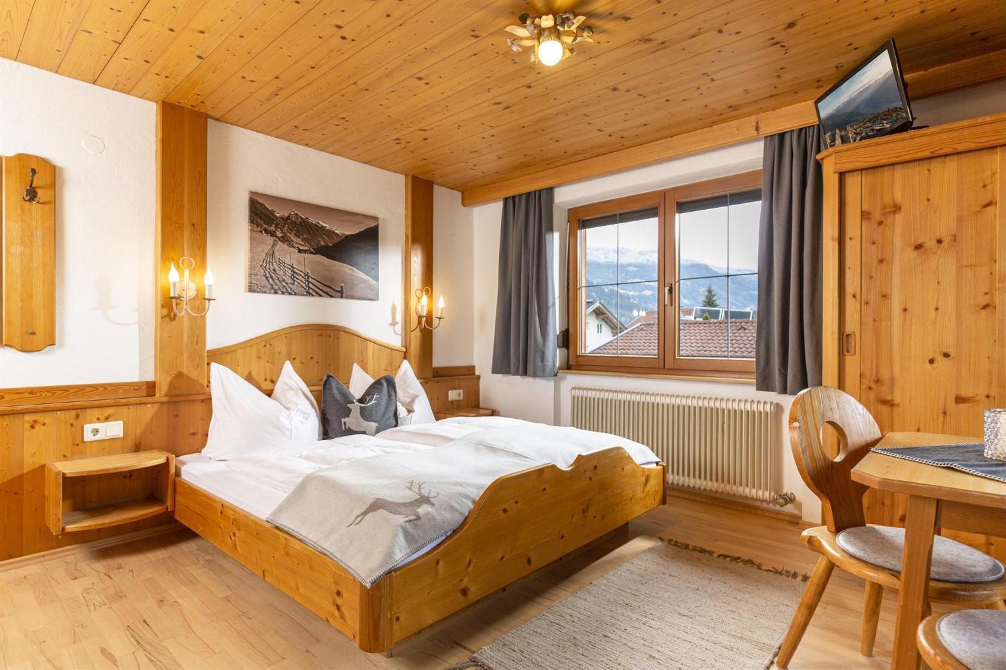 Апартаменты Haus Jochler Рид-им-Циллерталь Номер фото